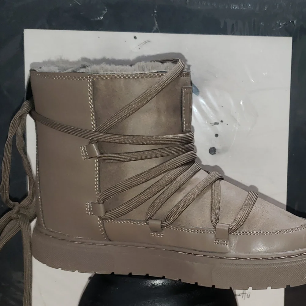 H&M Stylish High-Top Sneakers in Taupe
